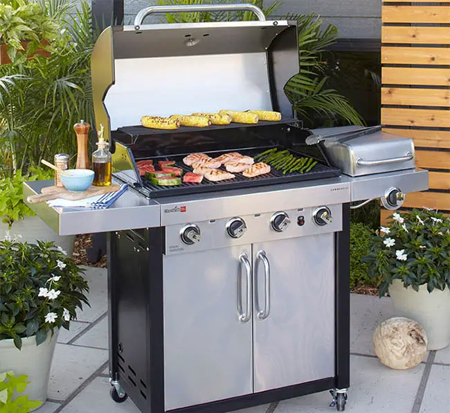 Mid Sized gas grills up to 28 burgers