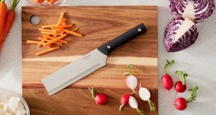 nakiri knife with cut vegetables