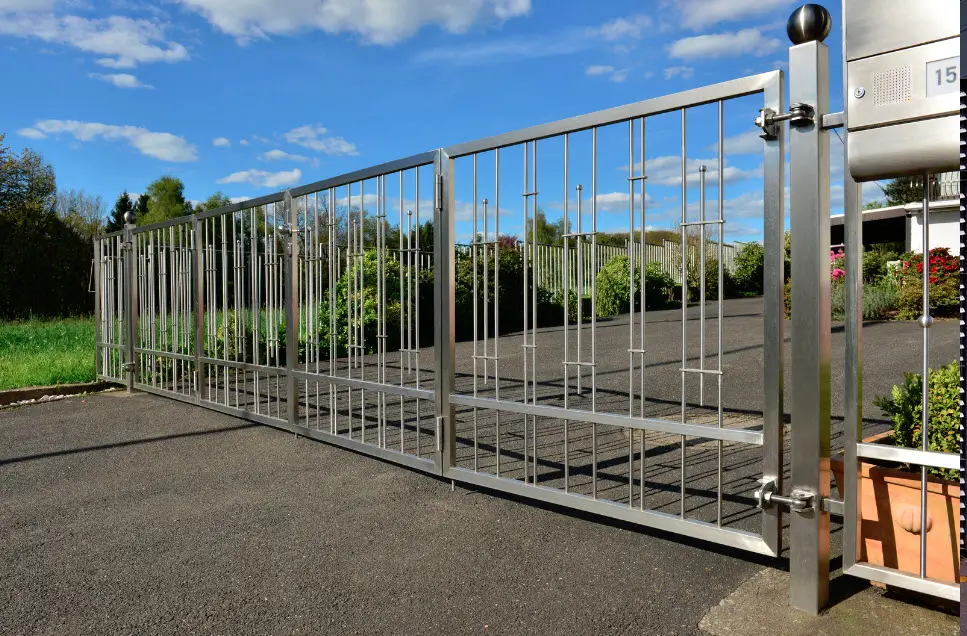 Ways To Choose The Right Steel Gate Supplier For Your House